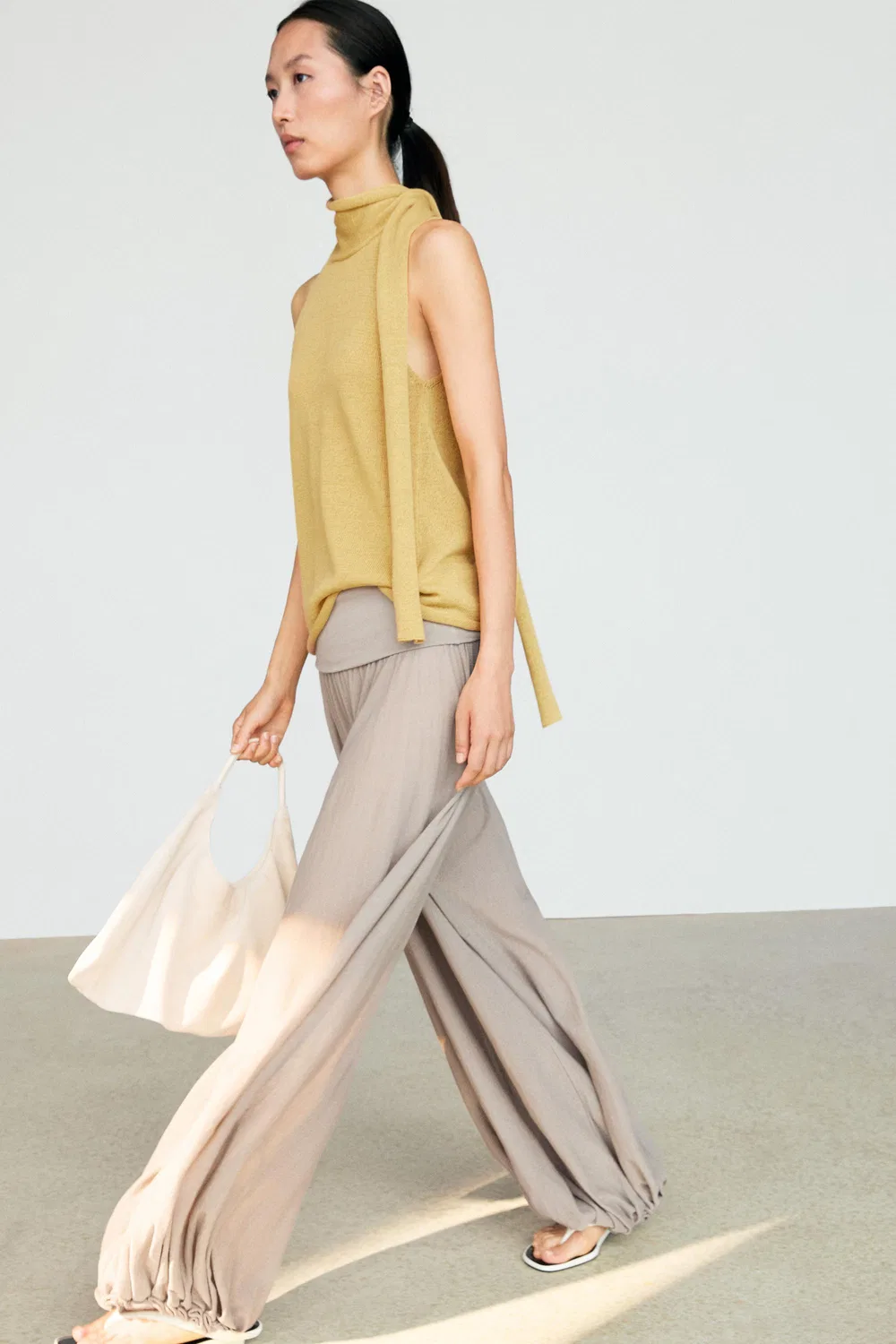 Топ-халтер Massimo Dutti, с завязками, лаймовый — фото 2