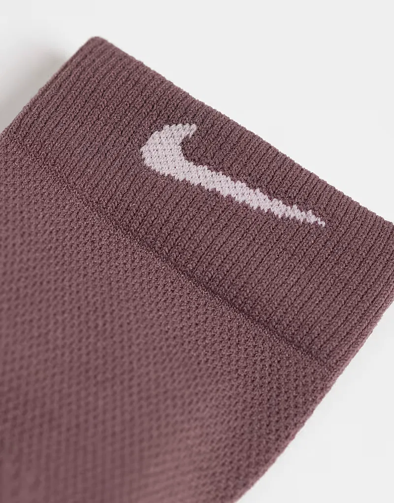 Носки высокие беговые Swoosh 1 пара Nike Running, коричневый — фото 2