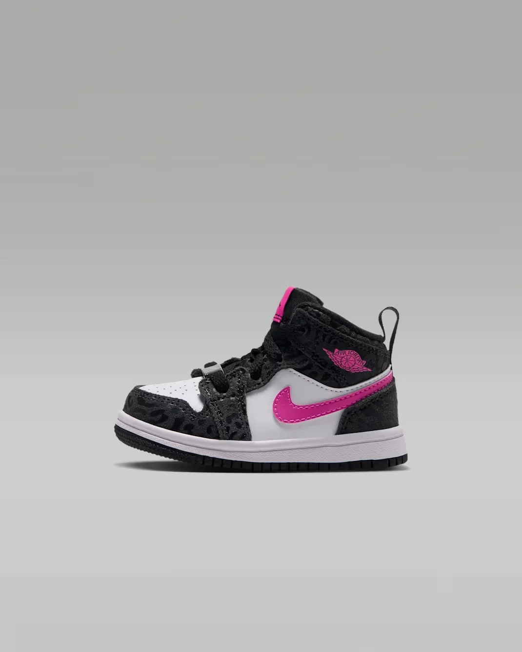 Кроссовки детские Nike Jordan 1 Mid SE, черный/розовый