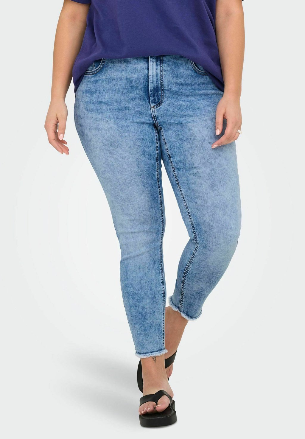 

Джинсы скинни CARWILLY WAIST ONLY Carmakoma, цвет Light Blue Denim