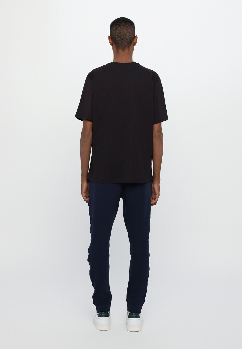 

Футболка с принтом SHORT SLEEVE TEE UNISEX Les Benjamins, черный