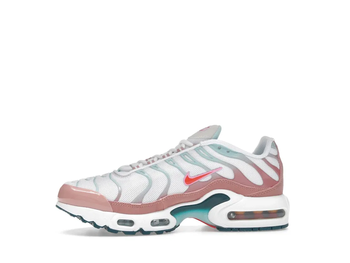 Детские кроссовки Lifestyle с технологией Air Max Nike Air Max Plus, White/Red Stardust/Jade Ice/Siren Red — фото 3