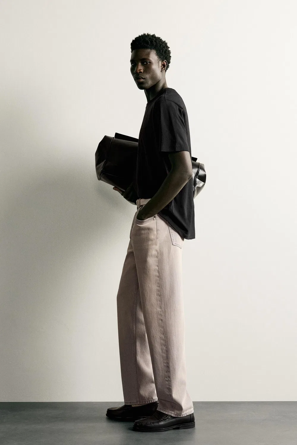 Свободный крой, легкая футболка ZARA, Black — фото 4