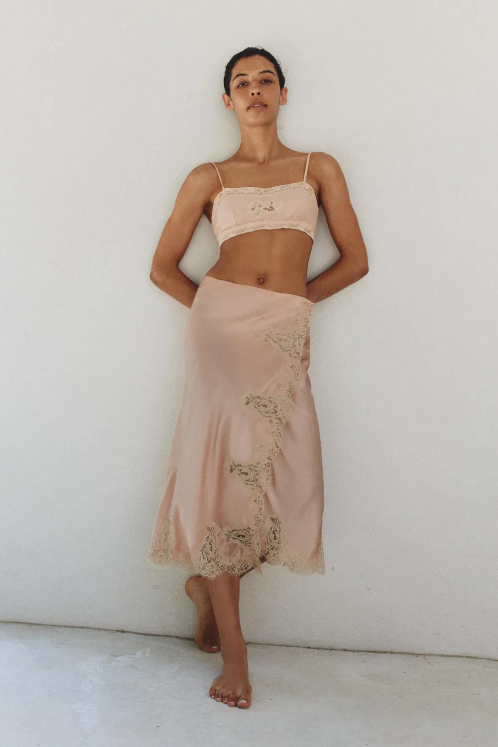 Бюстгальтер из 100% шелка с вышивкой и кружевом ZARA, Pastel Pink — фото 3