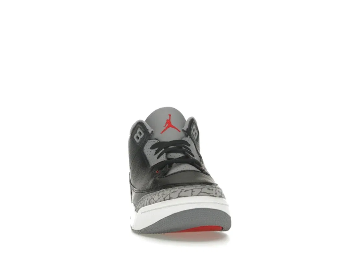 Детские кроссовки Lifestyle с принтом Jordan 3 Retro Jordan, Black/Fire Red/Cement Grey/Sail — фото 2