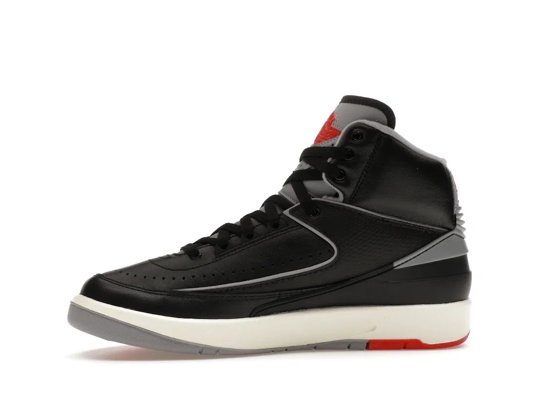 Детские кроссовки Lifestyle с принтом Jordan 2 Retro Jordan, Black/Fire Red/Sail/Cement Grey — фото 3