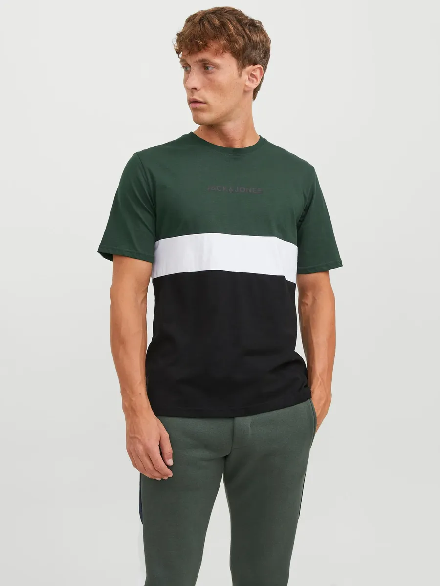 

Рубашка с круглым вырезом Jack & Jones "JJEREID BLOCKING TEE SS NOOS", цвет Mountain View