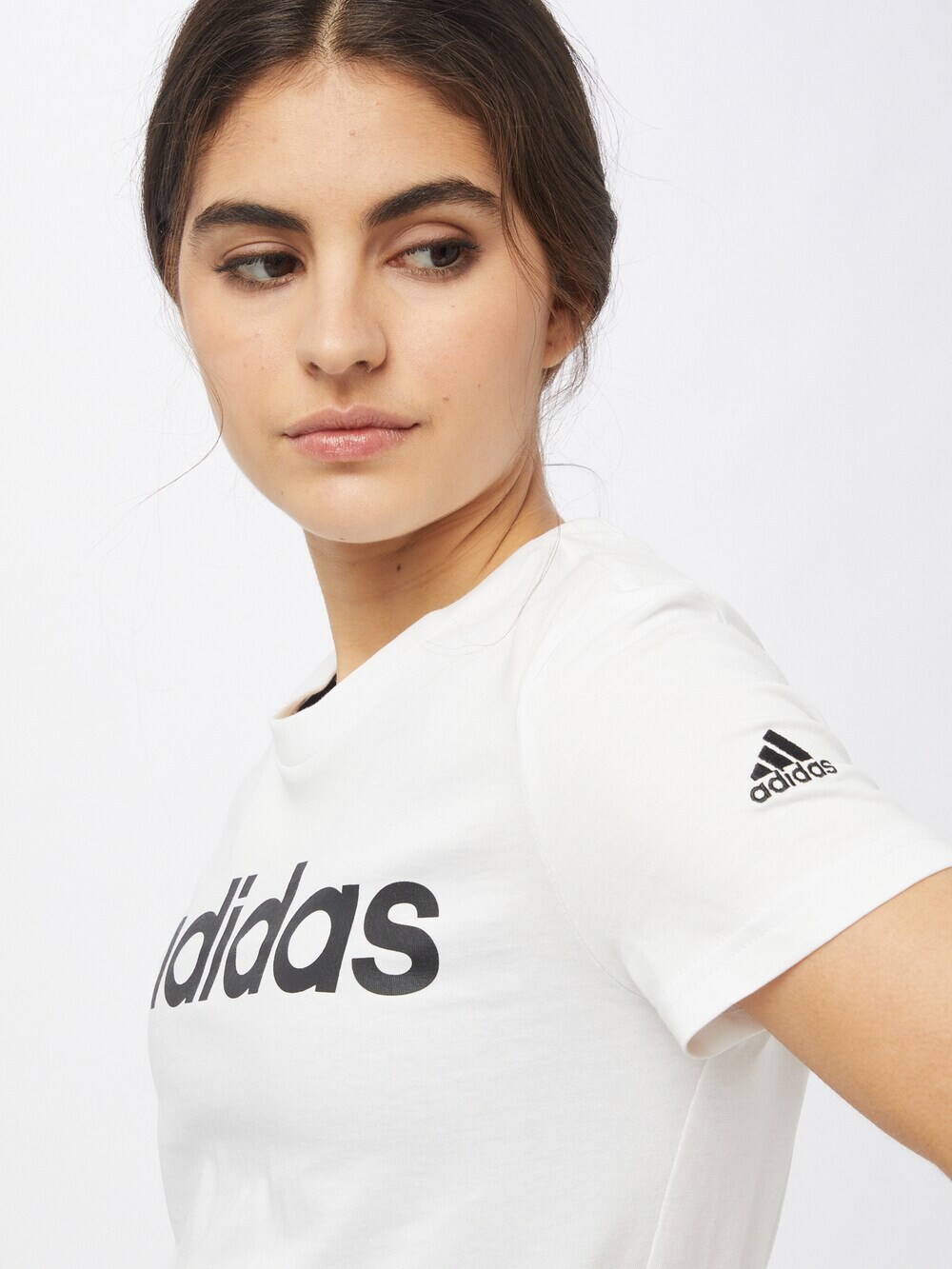 Рубашка для выступлений ADIDAS SPORTSWEAR Essentials Logo, белый — фото 3