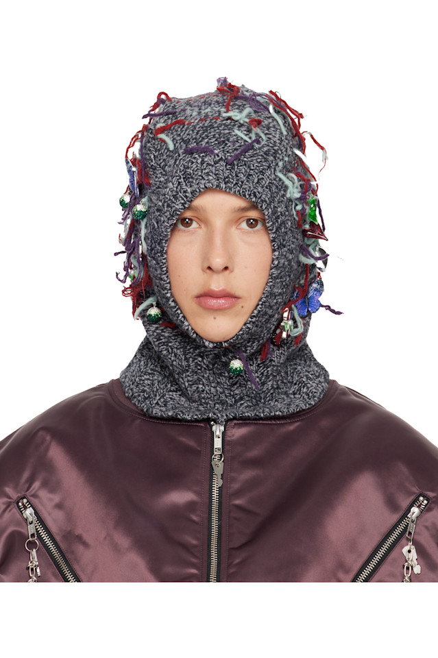 

Chopova Lowena Серая, потертая балаклава