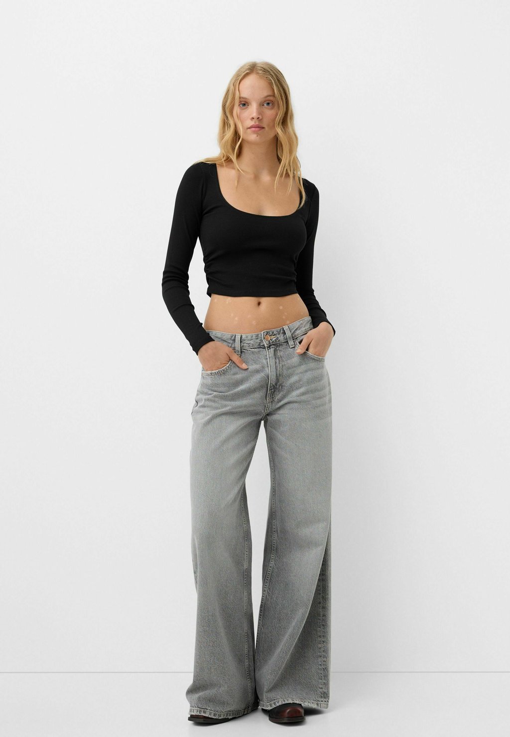 

Джемпер 2 PACK SCOOP NECK Bershka, черный