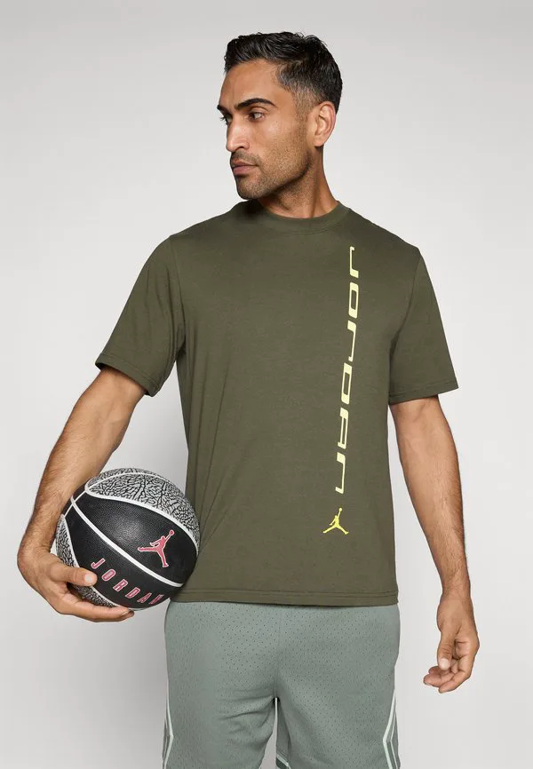 Спортивная футболка команды Jordan, Cargo Khaki/Luminous Green/Dynamic Yellow — фото 4