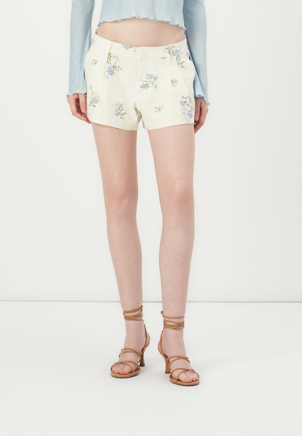 

Шорты TIE WAIST Hollister Co., белый