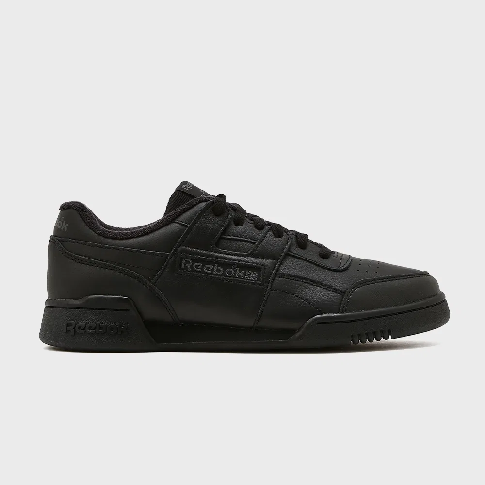 Мужские чёрные кроссовки Workout Plus Triple Black от Reebok
