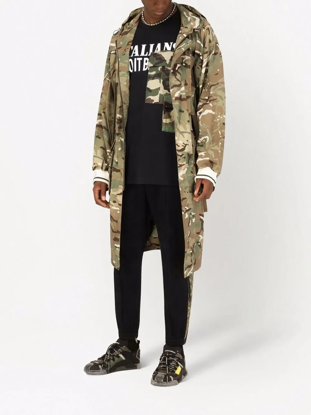 Куртка с капюшоном и камуфляжным принтом Dolce & Gabbana, коричневый — фото 2