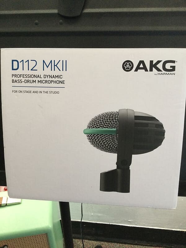 

Динамический микрофон AKG D112 MKII Cardioid Dynamic Bass Drum Microphone
