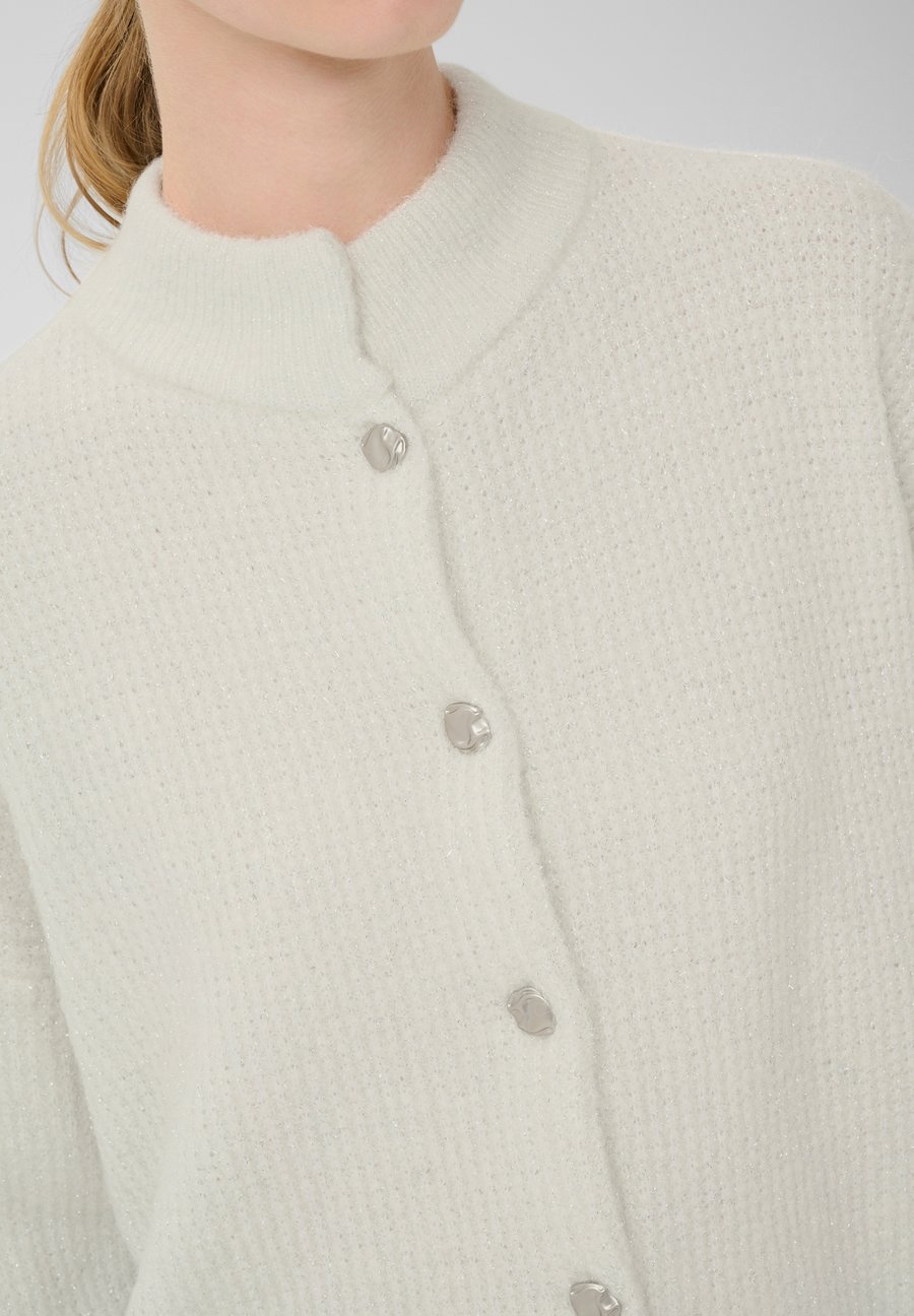 

Кардиган Gestuz GZalpha shimmer cardigan, Ivory With Lurex/Off-White