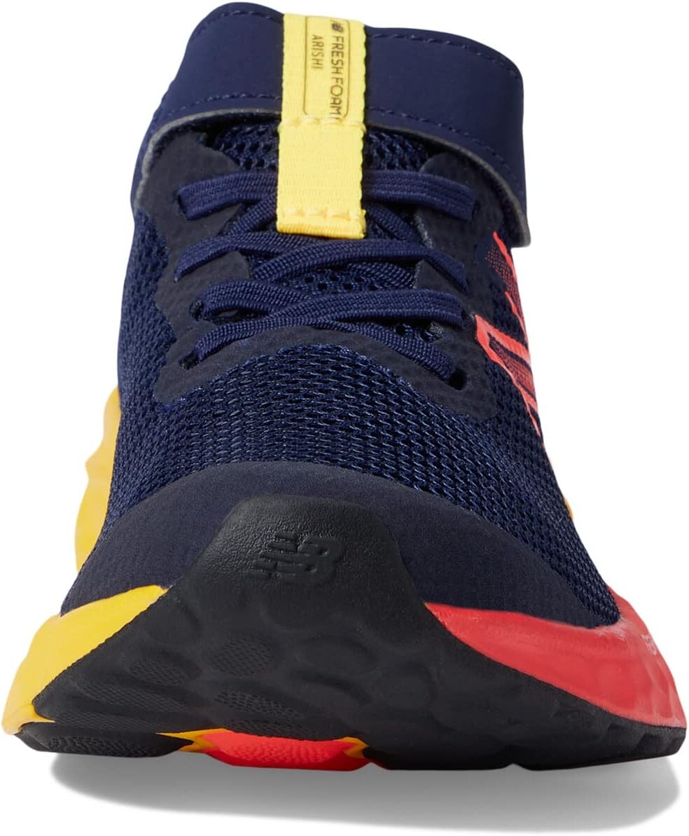 Кроссовки Fresh Foam Arishi v4 Bungee Lace with Hook-and-Loop Top Strap New Balance, цвет Team Navy/Electric Red — фото 3