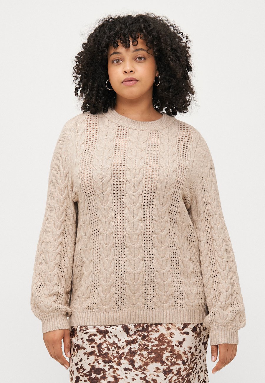 

Джемпер ONLY Carmakoma RUBINA CABLE O NECK , Mocha Meringue Melange/Taupe
