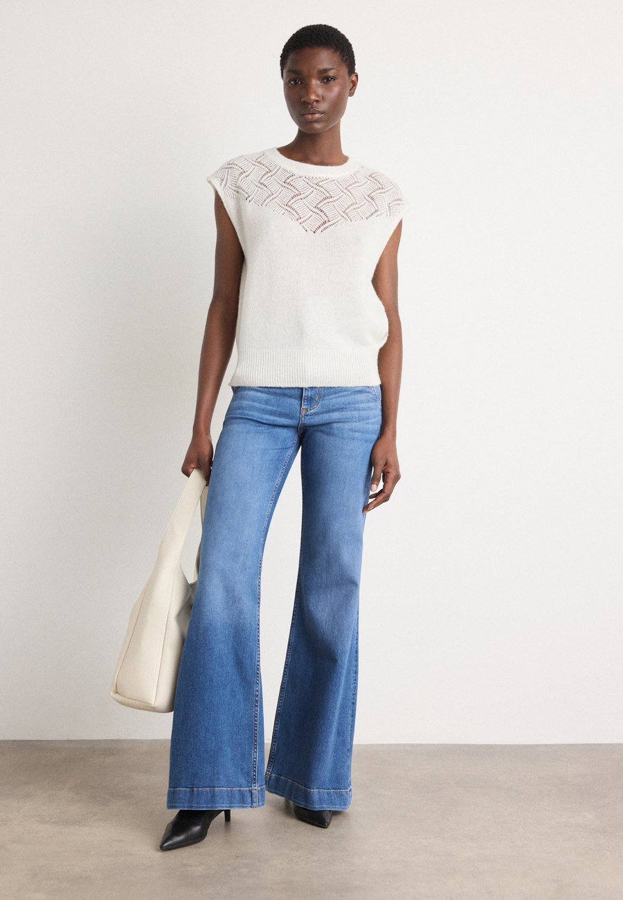 

Футболка BOSS FERNASETTA, Open White/White