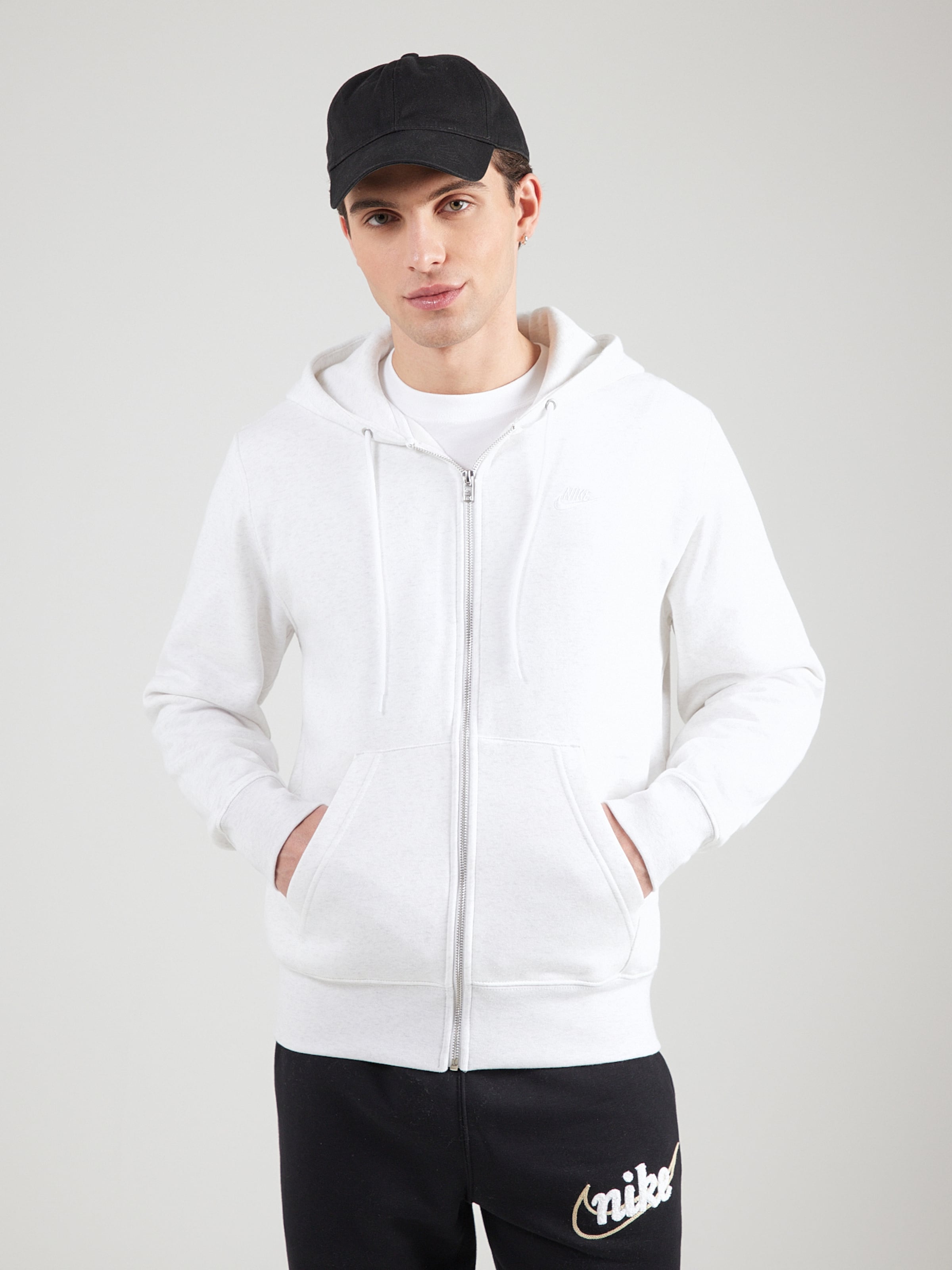 Nike Sportswear Толстовка с капюшоном на молнии 'CLUB' в цвете экрю — фото 3