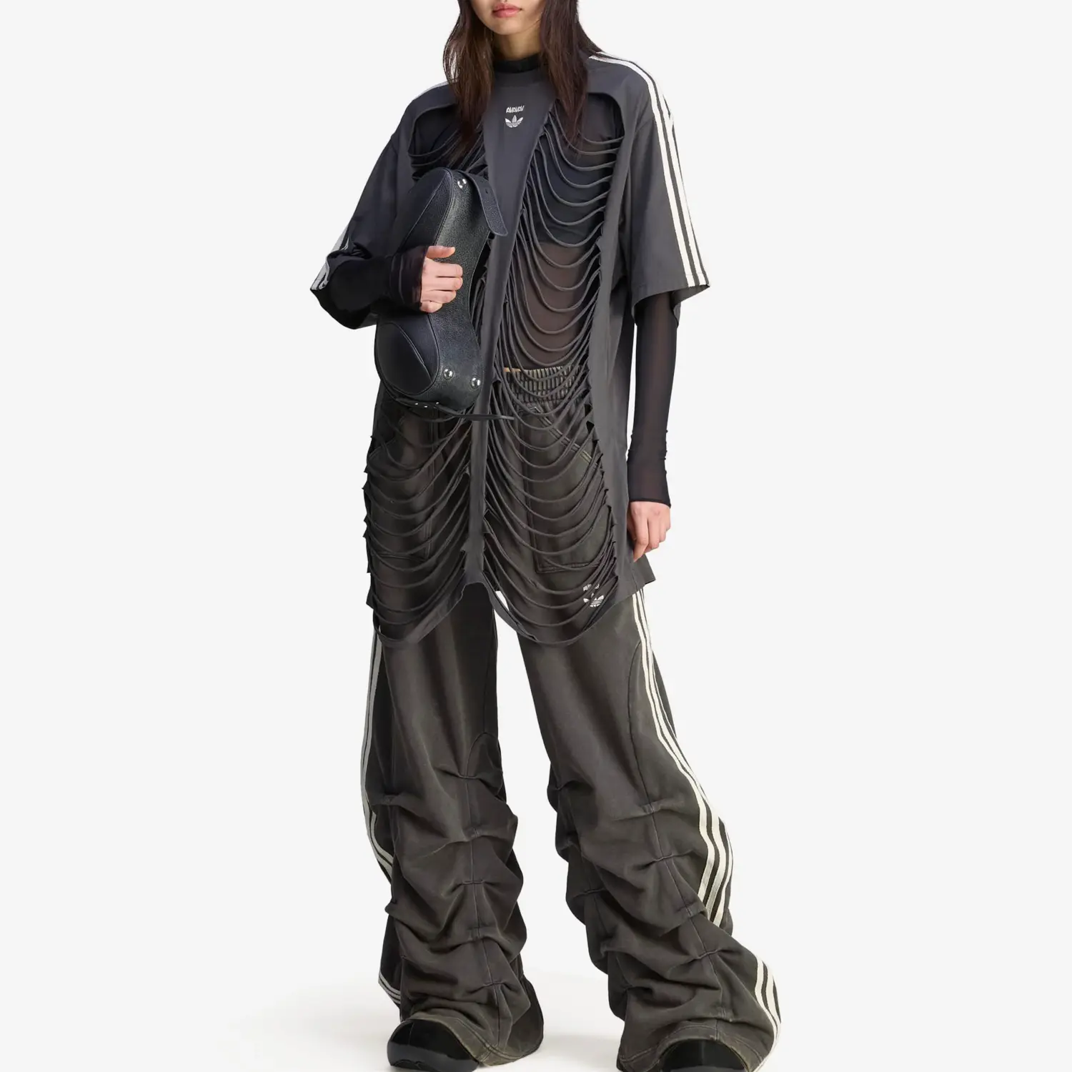 Футболка Adidas Slashed Adidas Originals, черный — фото 4