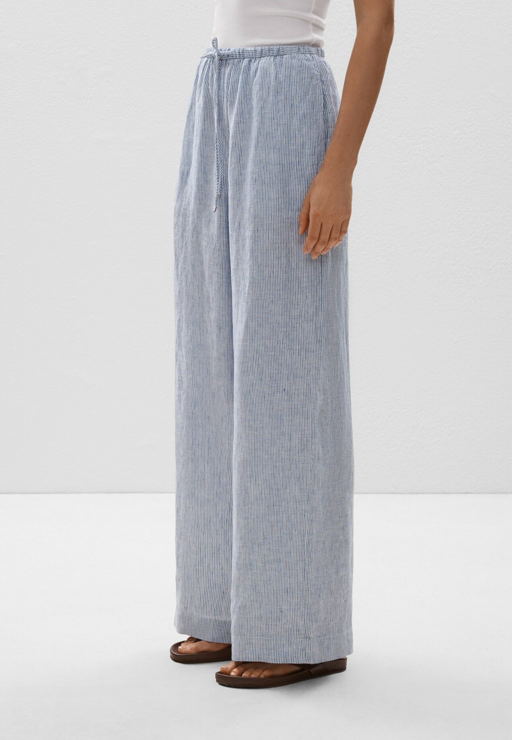 

Брюки STRIPED LINEN WIDE STRAIGHT-LEG OYSHO, цвет Royal Blue