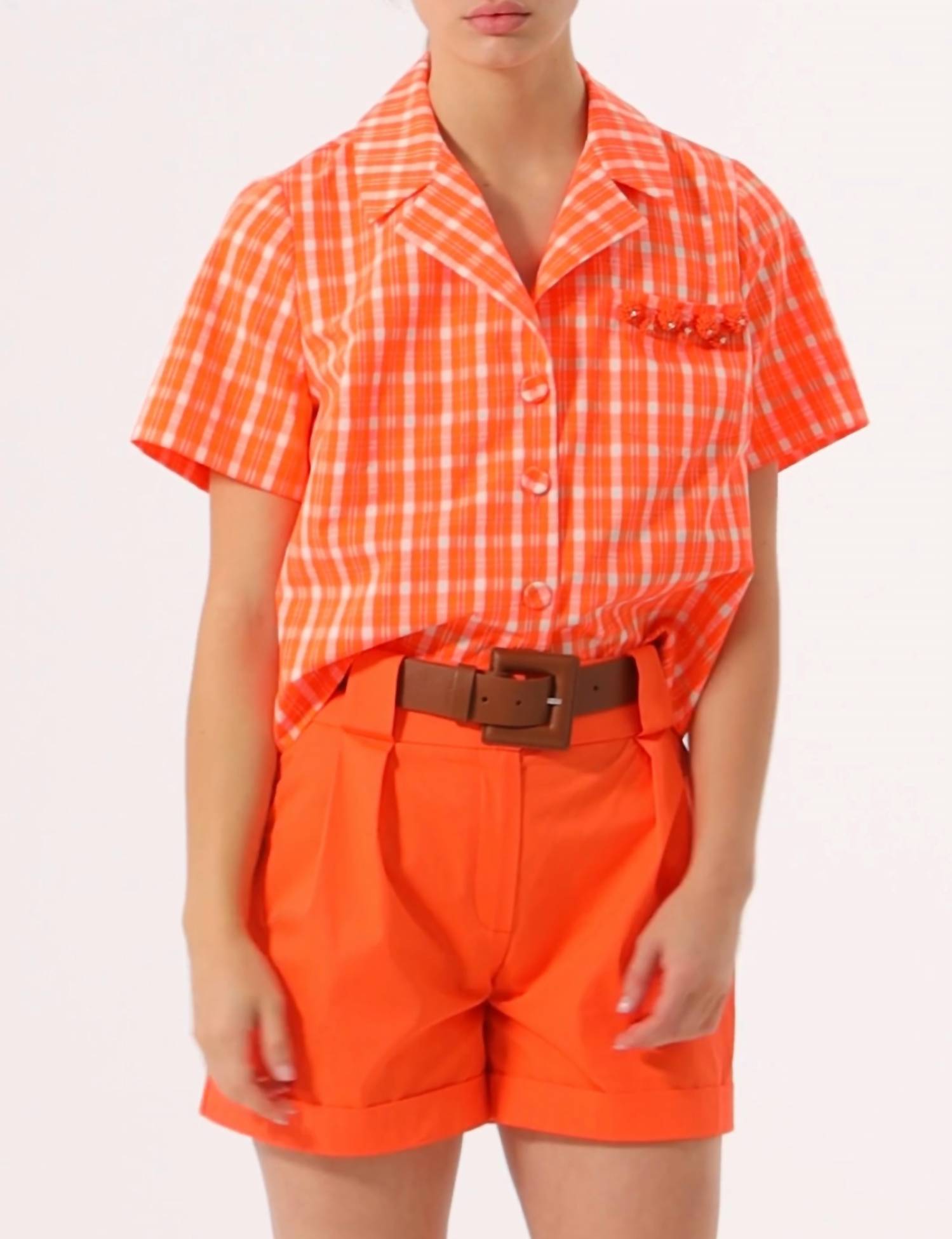 

Вышитая хлопковая рубашка с коротким рукавом и эластичной спинкой в мандариновом цвете EXQUISE, Tangerine