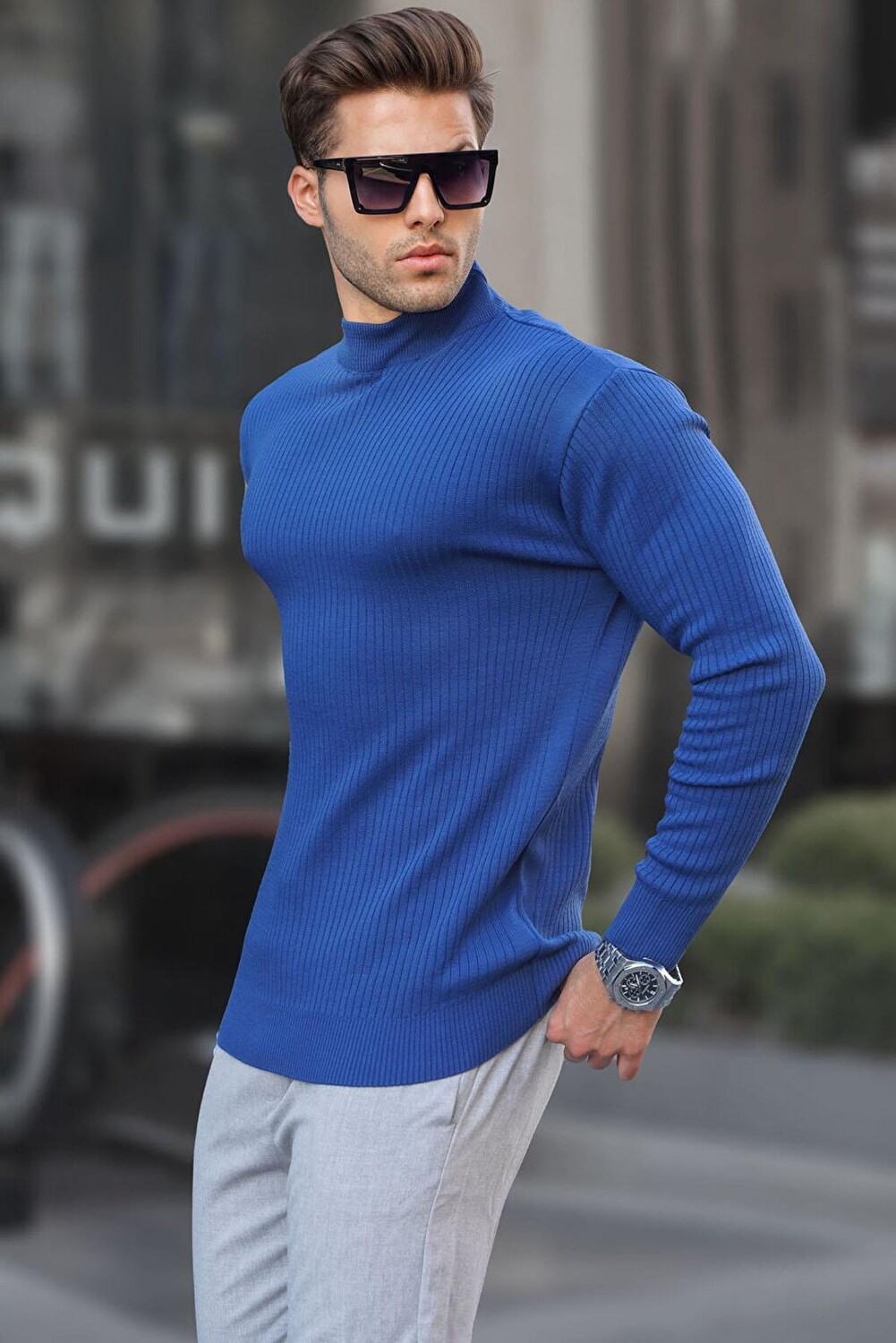 

Мужской трикотажный свитер Indigo Turtleneck 6822 MADMEXT