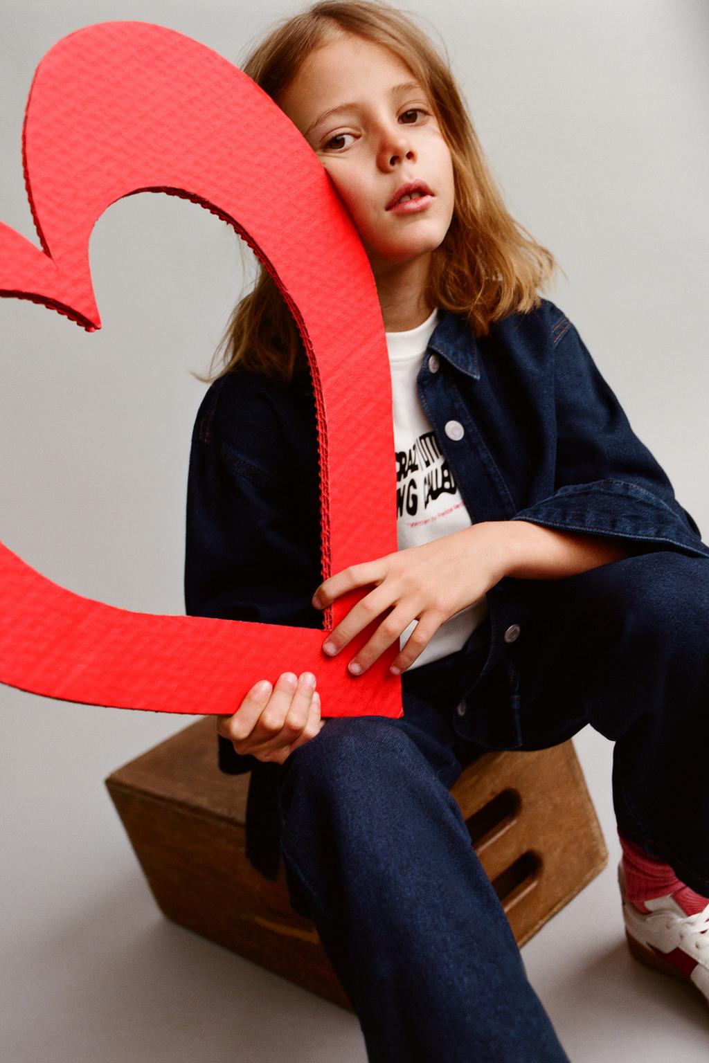 

Джинсовая рубашка с этикеткой ZARA, синий