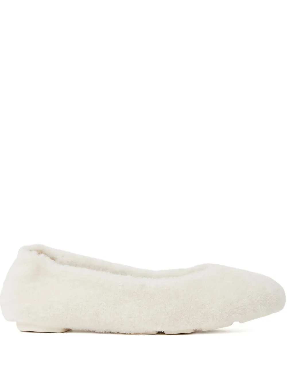 Балетки Pirouette super chill с миндалевидным носком Stuart Weitzman, нейтральный