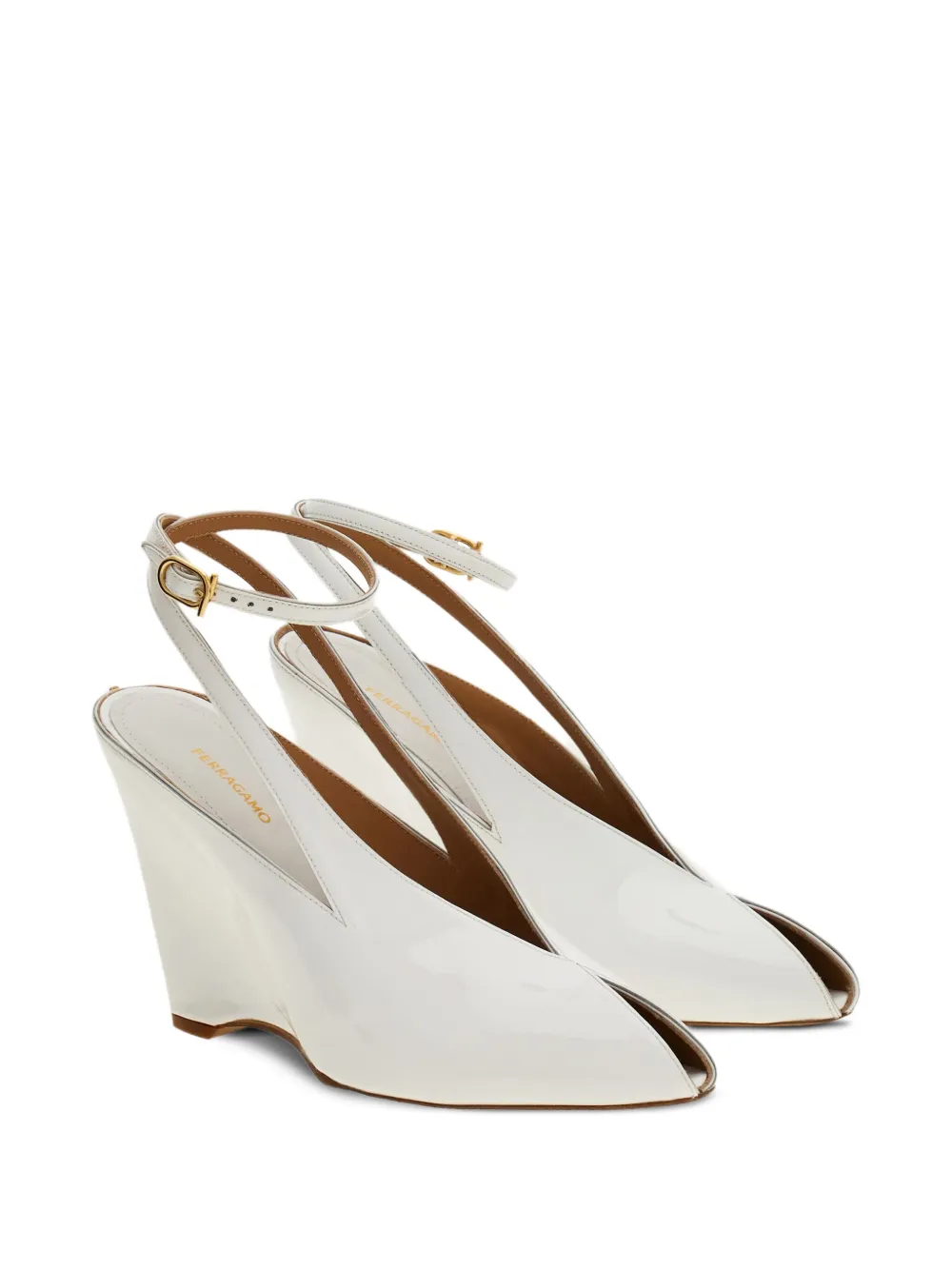 Туфли на танкетке с открытым носком Ferragamo, белый — фото 2