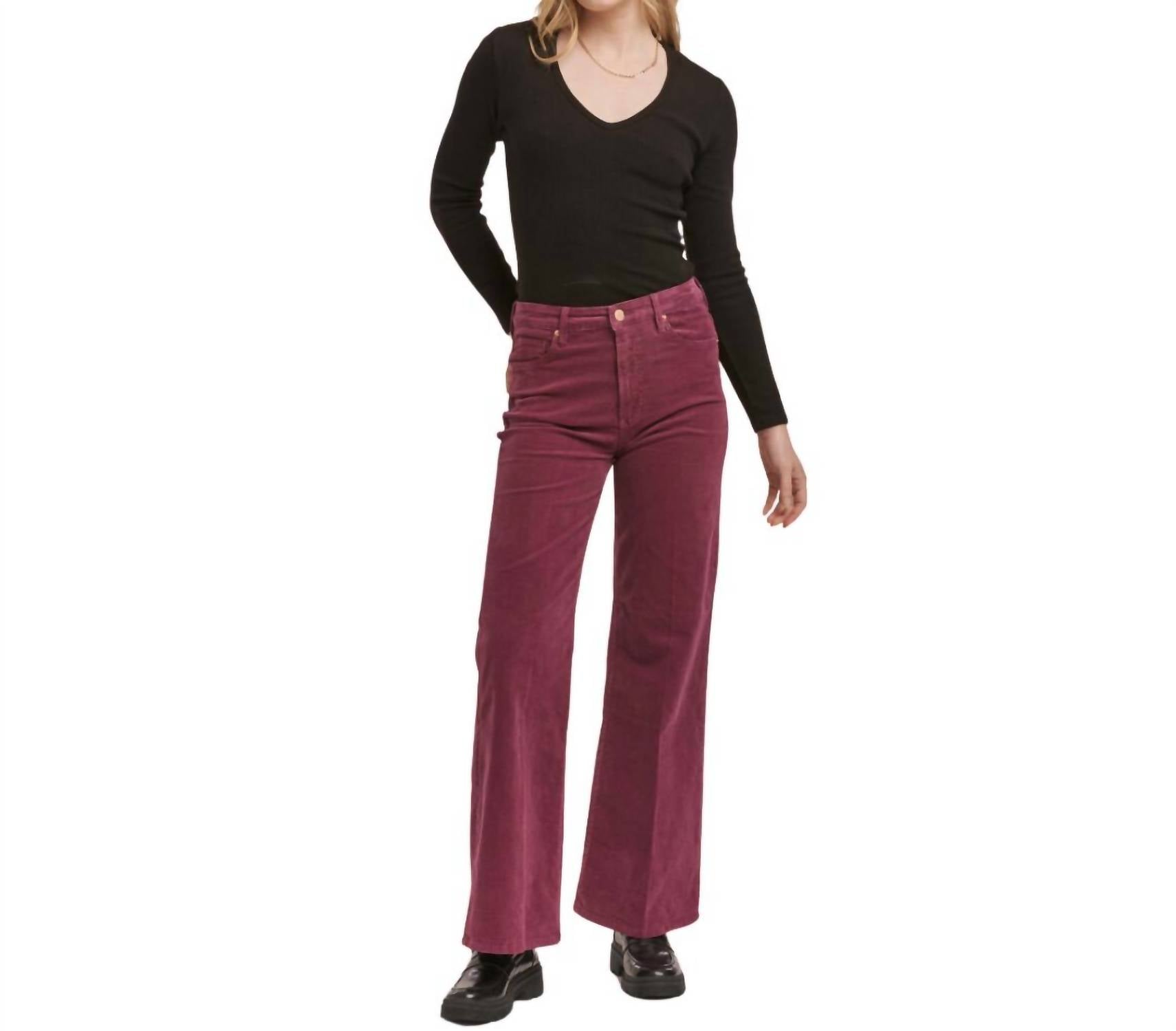 

Джинсы Fiona High Rise Wide Leg в цвете Plum Berry DEAR JOHN DENIM