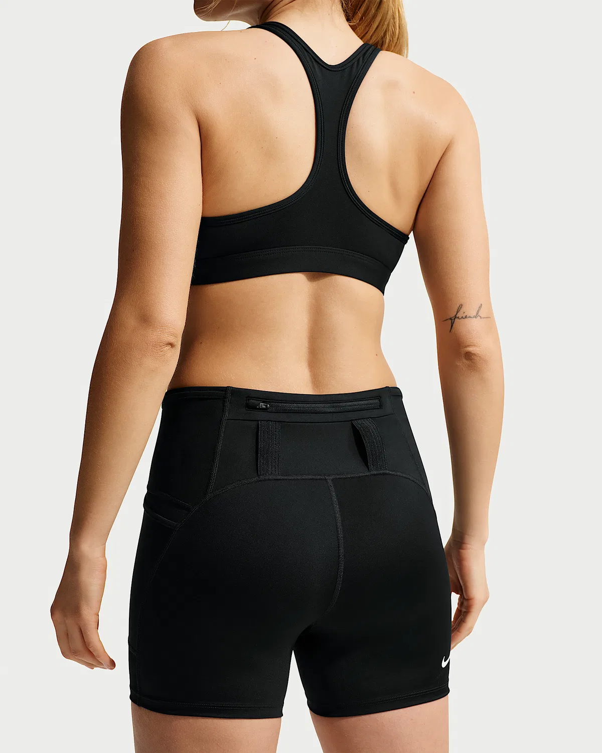 Женские шорты для бега по пересеченной местности Nike ACG Dri-FIT с высокой посадкой, 4", Black/Summit White — фото 3