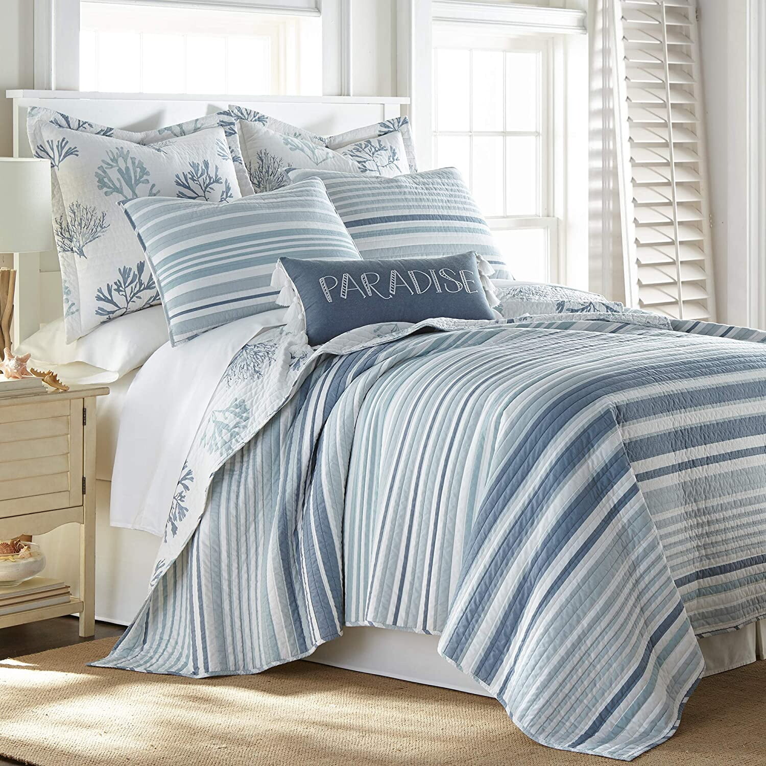 

Комплект одеяла и наволочек Levtex Home Truro, синий / белый