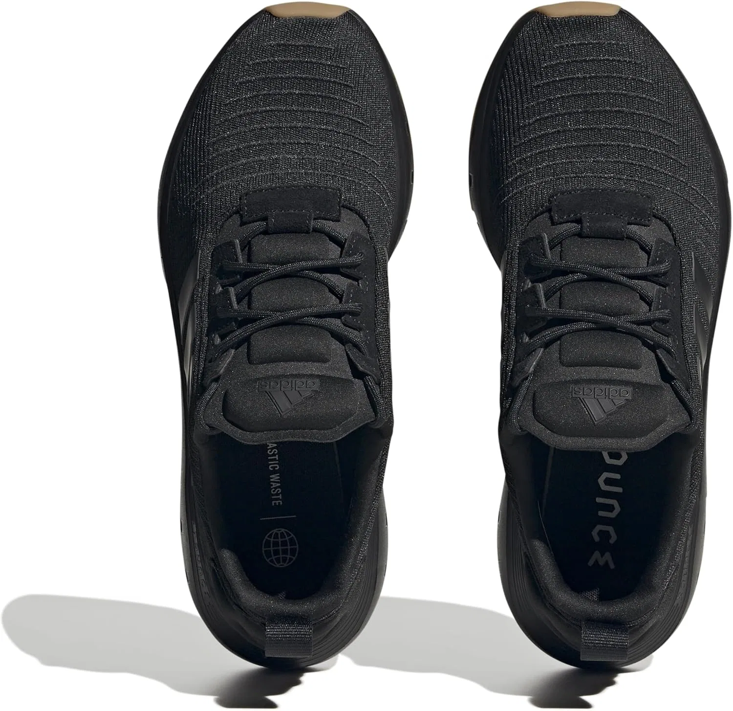 Кроссовки Adidas Swift Run 23 Unisex Low (не для футбола), Core Black Core Black Gum 3 — фото 2