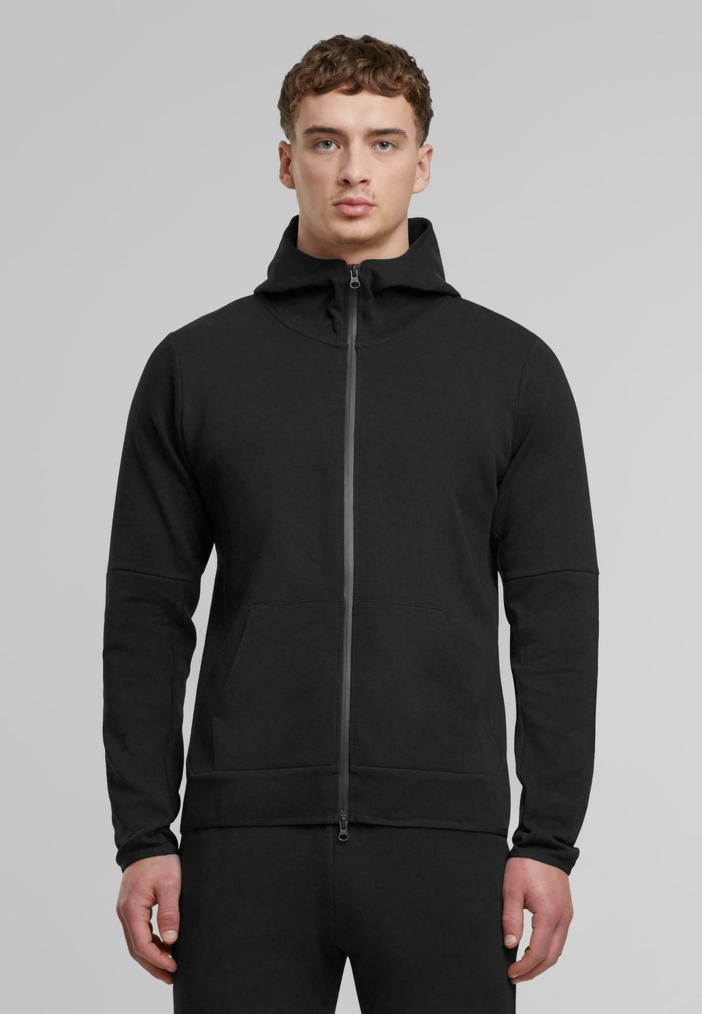 

Толстовка на молнии BASIC Mister Tee, черный