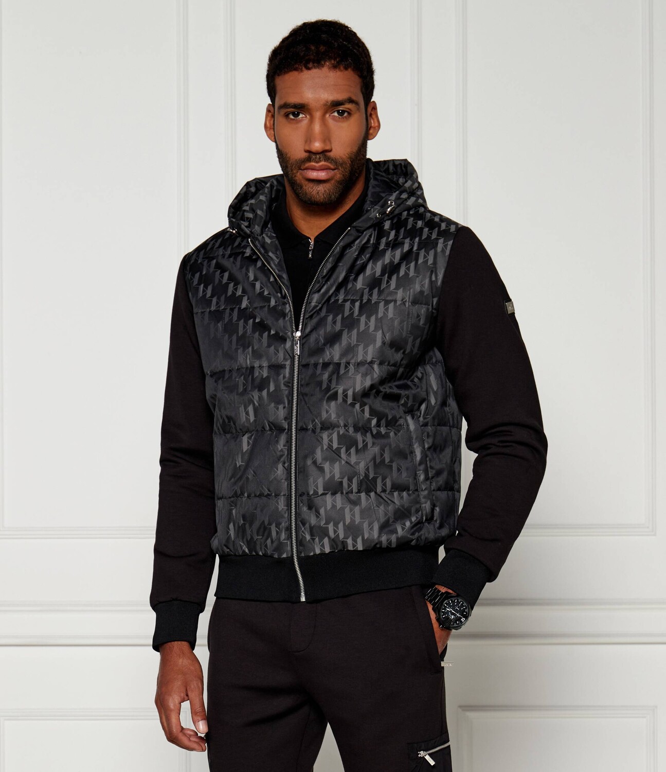 

Куртка Karl Lagerfeld Regular Fit, черный