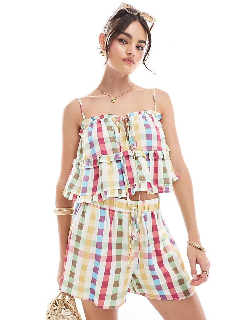 

Топ на бретелях ASOS DESIGN из льняного микса в разноцветную клетку с расклешенным подолом
