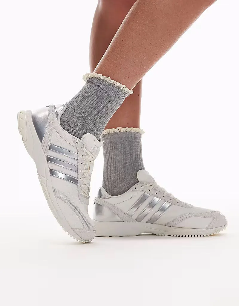Кроссовки Adidas Originals Adios OG в бело-серебристой расцветке "под конский мех"