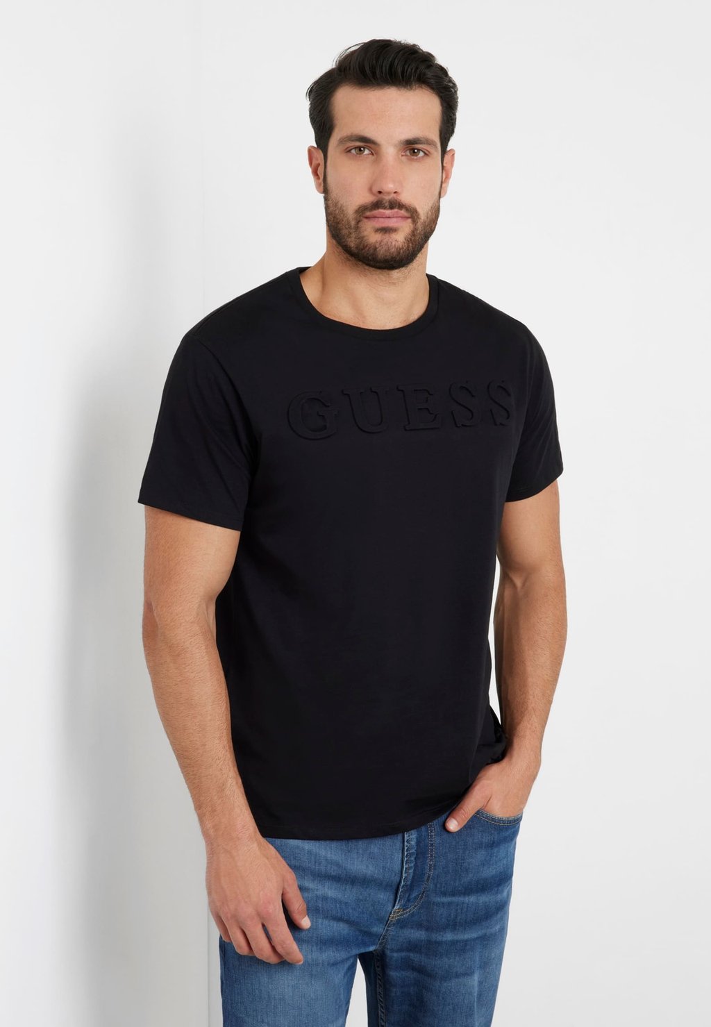 

Футболка с принтом LOGO EN RELIEF Guess, черный