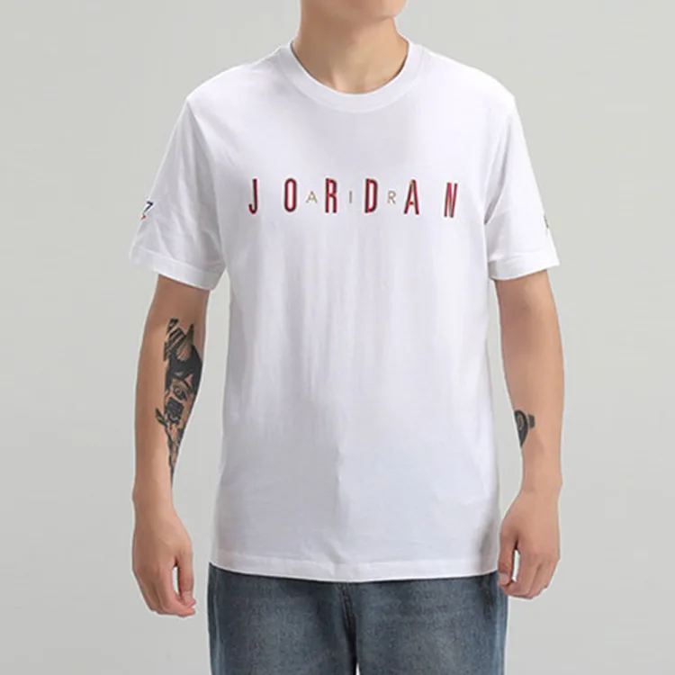 Jordan Футболка мужская белая/металлик золотой с круглым вырезом умеренно прямого кроя — фото 4