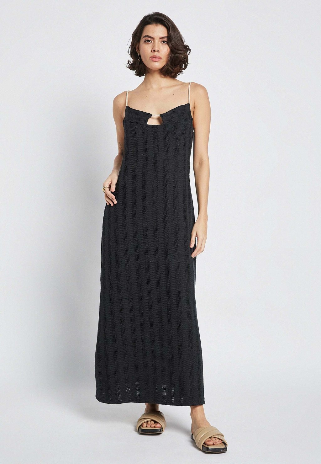 

Платье-джемпер ARIA MAI - Maxi dress Be Sunset, черный