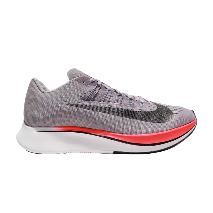 

Кроссовки Nike Wmns Zoom Fly, серый