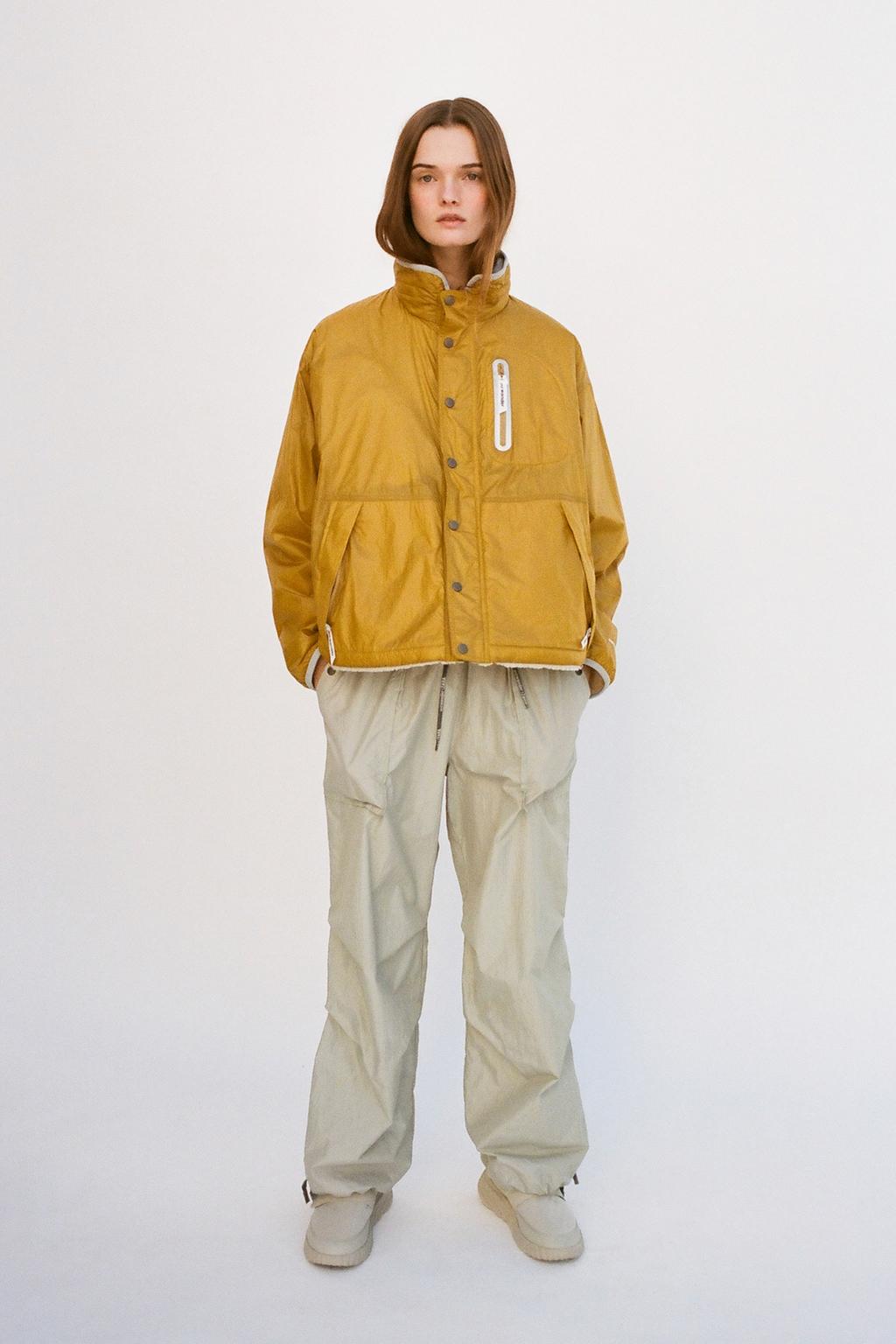 

Двусторонняя куртка polartec high loft x и wander ZARA, цвет Mustard
