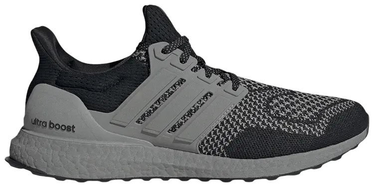 

Кроссовки Adidas UltraBoost 1.0, черный