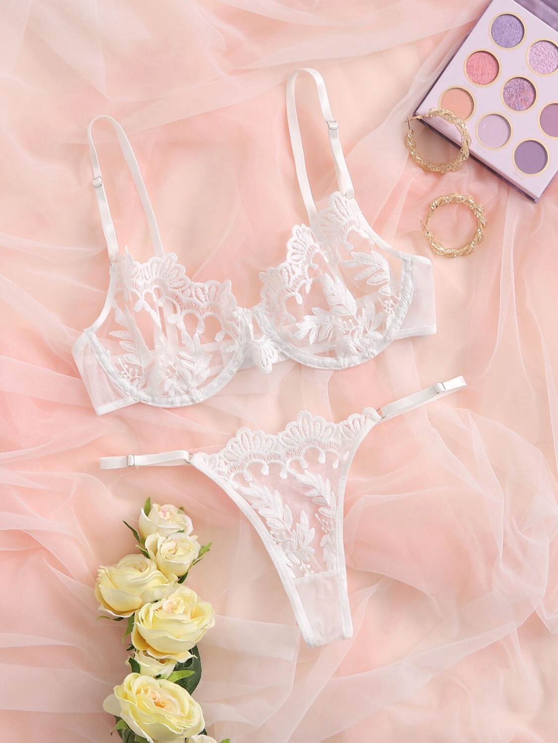 

Комплект нижнего белья Pure Desire, прозрачная сетка, каркас, белый