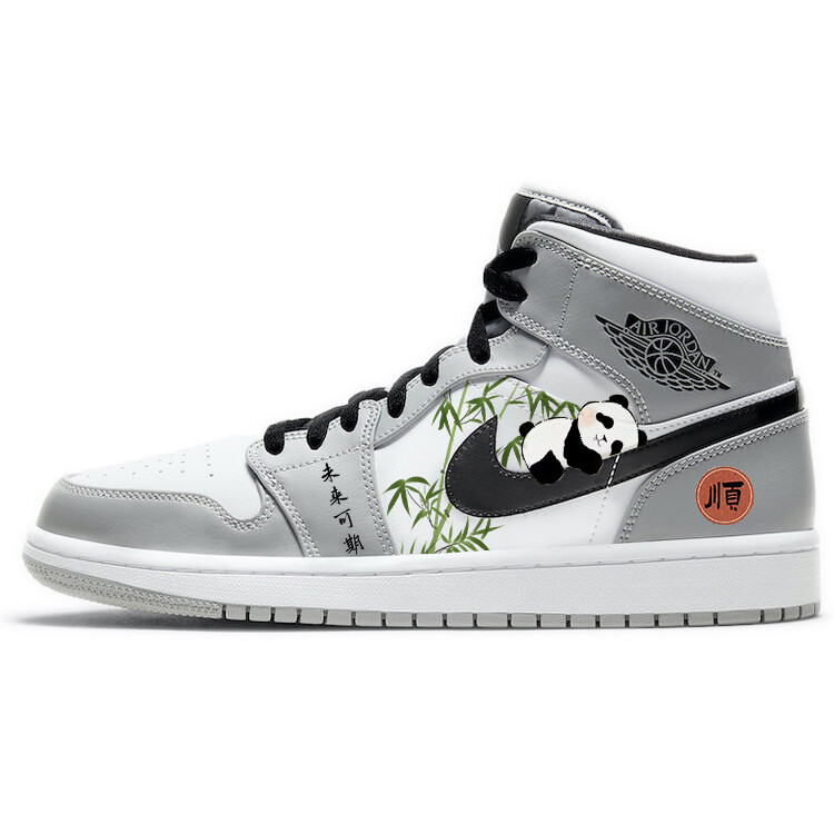 

Баскетбольные кроссовки Air 1 Vintage Men Mid-Top White/Grey Jordan, Белый, Баскетбольные кроссовки Air 1 Vintage Men Mid-Top White/Grey Jordan
