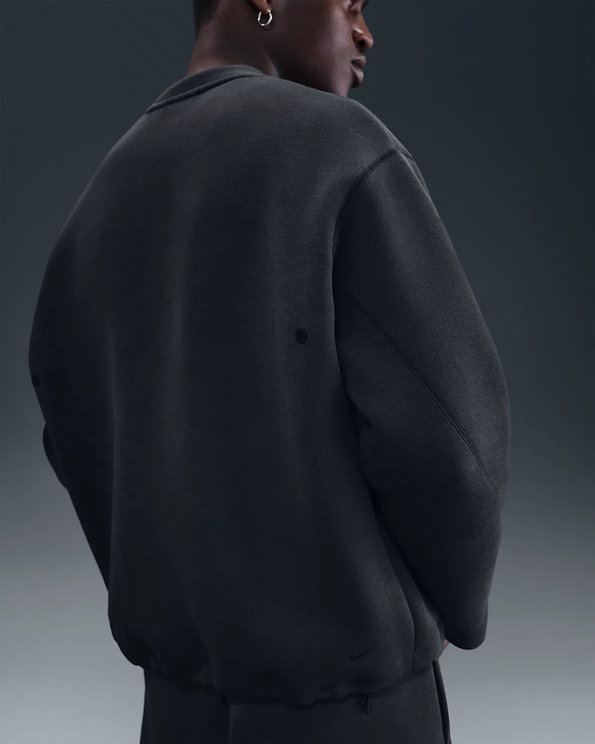 Мужское флисовое худи свободного кроя Nike Tech, Anthracite/Black — фото 2