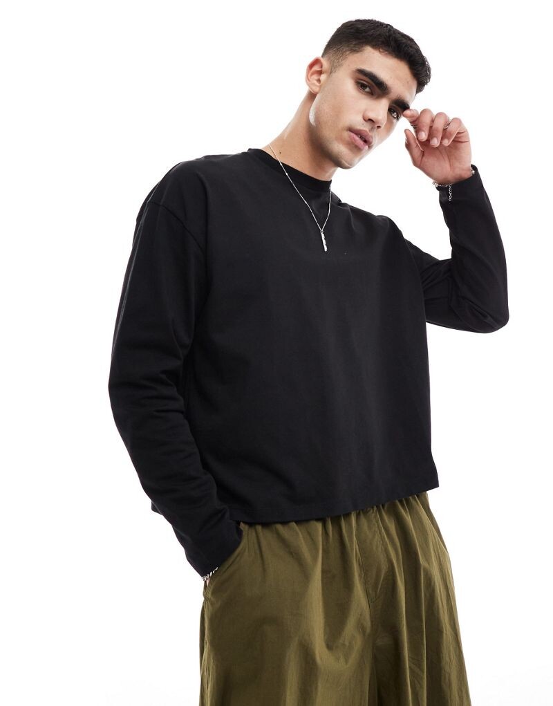 

Черная укороченная футболка свободного кроя с длинными рукавами ASOS DESIGN
