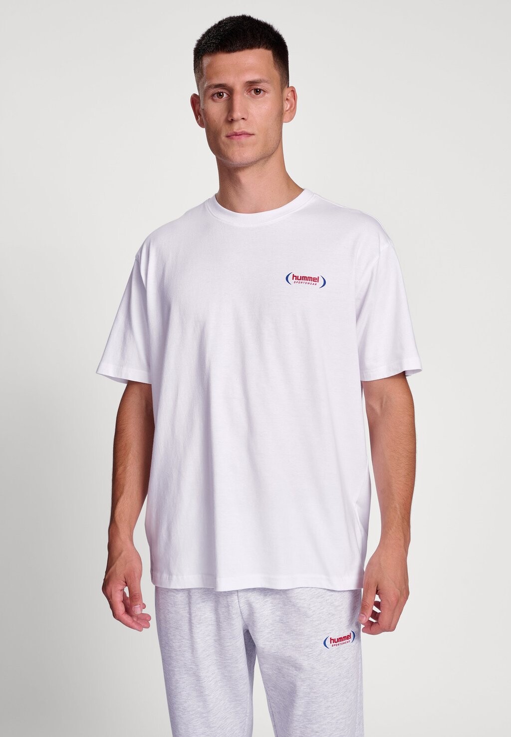 

Базовая футболка FELIX LOOSE TEE Hummel, цвет white